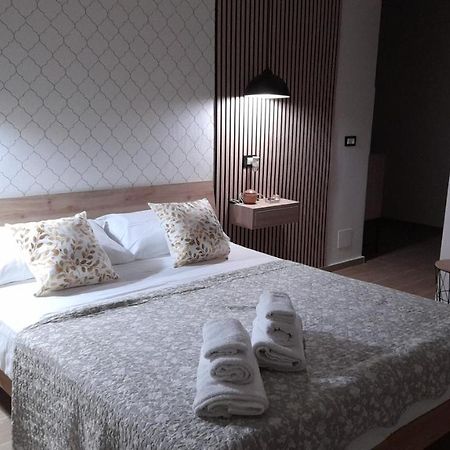 Garden Suite Apartment Palermo Bagian luar foto